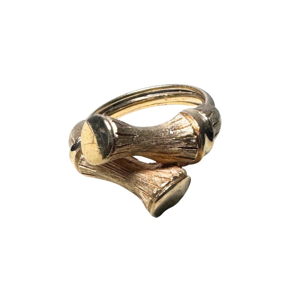 Vintage Avon Bamboo Gold Tone Adjustable Ring 1972 Bamboo Magic Size 6–7.5 - Picture 2 of 5